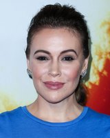 Alyssa Milano Longsleeve T-shirt #3716900