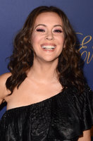 Alyssa Milano Longsleeve T-shirt #3716940