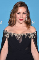 Alyssa Milano Sweatshirt #3717009