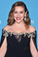 Alyssa Milano Longsleeve T-shirt #3717066