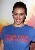 Alyssa Milano Longsleeve T-shirt #3717122