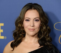 Alyssa Milano Longsleeve T-shirt #3780083