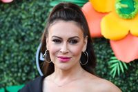 Alyssa Milano magic mug #G2459278