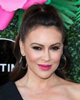 Alyssa Milano Longsleeve T-shirt #3842057