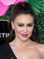 Alyssa Milano Longsleeve T-shirt #3842065