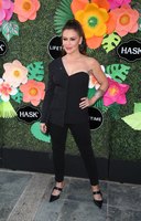Alyssa Milano Longsleeve T-shirt #3842093