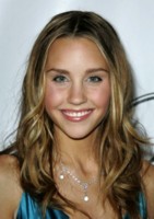 Amanda Bynes t-shirt #1323000