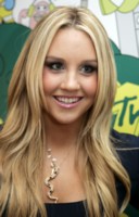 Amanda Bynes mug #G245082