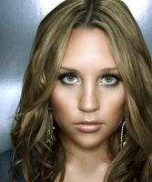 Amanda Bynes Sweatshirt #3241187