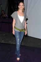 Amanda Detmer Longsleeve T-shirt #1490410