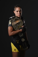 Amanda Nunes Longsleeve T-shirt #3513538