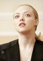 Amanda Seyfried mug #G581152