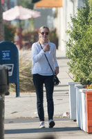 Amanda Seyfried Sweatshirt #2943821