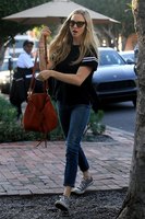 Amanda Seyfried Longsleeve T-shirt #3069490