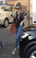 Amanda Seyfried Longsleeve T-shirt #3069495