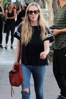 Amanda Seyfried Longsleeve T-shirt #3069509