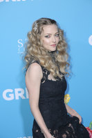 Amanda Seyfried mug #G1388499