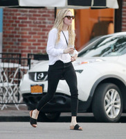 Amanda Seyfried tote bag #G1413458