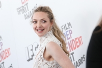 Amanda Seyfried tote bag #G1422260