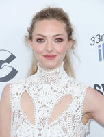 Amanda Seyfried Sweatshirt #3180184