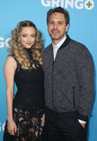 Amanda Seyfried Sweatshirt #3180259