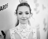 Amanda Seyfried Sweatshirt #3180274