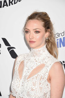 Amanda Seyfried Longsleeve T-shirt #3180368