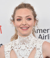 Amanda Seyfried mug #G1422481