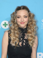 Amanda Seyfried mug #G1422492