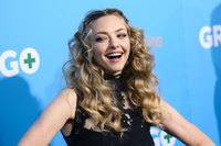 Amanda Seyfried mug #G1422648