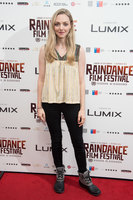 Amanda Seyfried longsleeve t-shirt #3767644