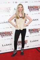 Amanda Seyfried longsleeve t-shirt #3767651