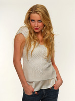 Amber Heard Sweatshirt #2317600