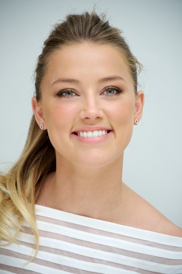 Amber Heard mug #G732250