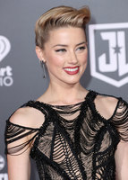 Amber Heard mug #G1083670