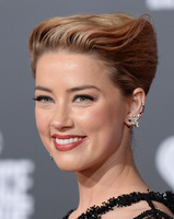 Amber Heard Longsleeve T-shirt #2841637
