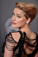 Amber Heard Longsleeve T-shirt #2841687
