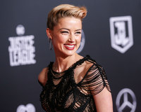 Amber Heard Longsleeve T-shirt #2841731