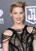 Amber Heard mug #G1084214
