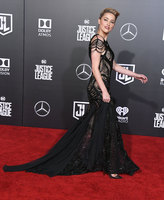 Amber Heard Longsleeve T-shirt #2842210
