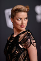 Amber Heard Sweatshirt #2842347