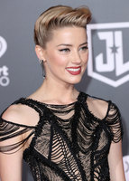 Amber Heard Longsleeve T-shirt #2842604
