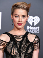 Amber Heard Longsleeve T-shirt #2842606