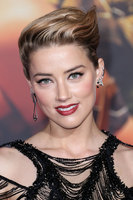 Amber Heard Longsleeve T-shirt #2842678