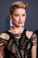 Amber Heard mug #G1084848