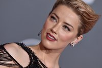 Amber Heard Longsleeve T-shirt #2901569