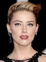 Amber Heard Longsleeve T-shirt #2901672
