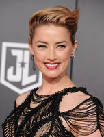 Amber Heard Longsleeve T-shirt #2901742