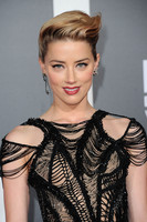 Amber Heard Longsleeve T-shirt #2901747