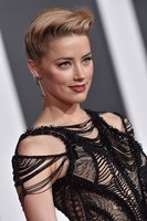 Amber Heard Longsleeve T-shirt #2901776